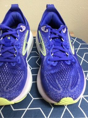 Brooks Women's Running Shoes in Purple with Neon Yellow Accents